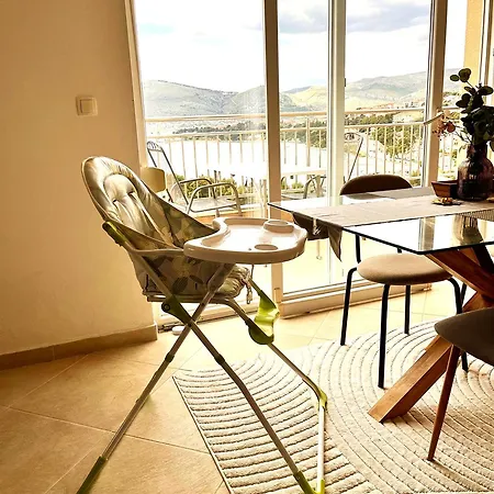 Apartment Getaway Penthouse, Stunning Sun N Ocean Views *
