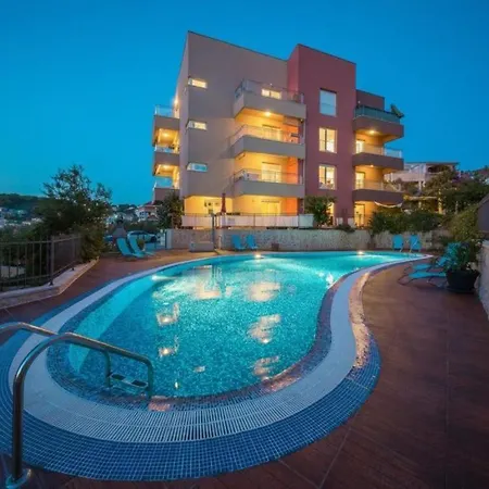 Apartmán Getaway Penthouse, Stunning Sun N Ocean Views *