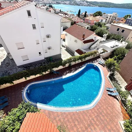 Getaway Penthouse, Stunning Sun N Ocean Views Appartement Trogir