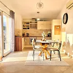 Getaway Penthouse, Stunning Sun N Ocean Views 公寓 特罗吉尔